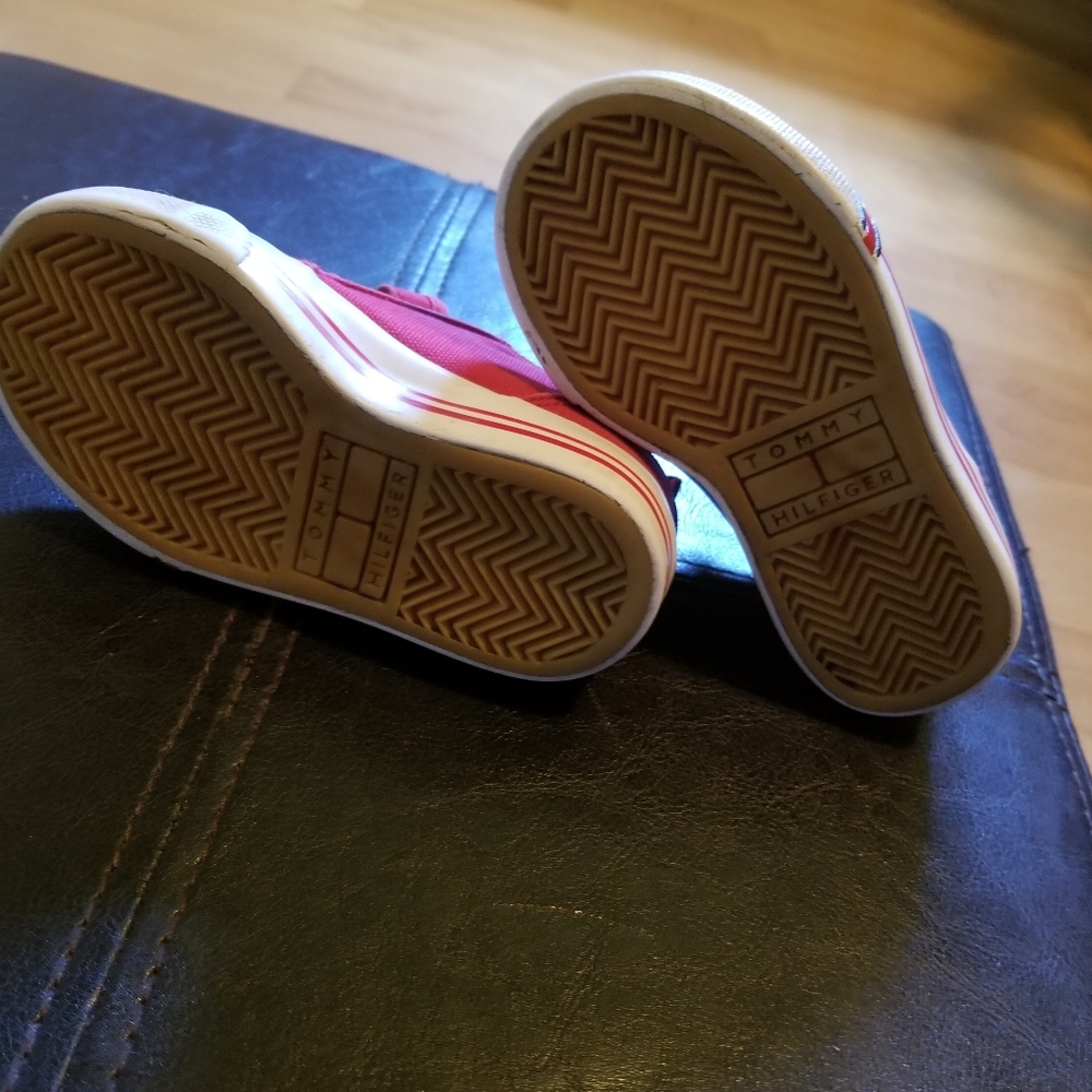 TOMMY HILFIGER Slip-on Sneakers (Size 6M=25cm) - Picture 5 of 16